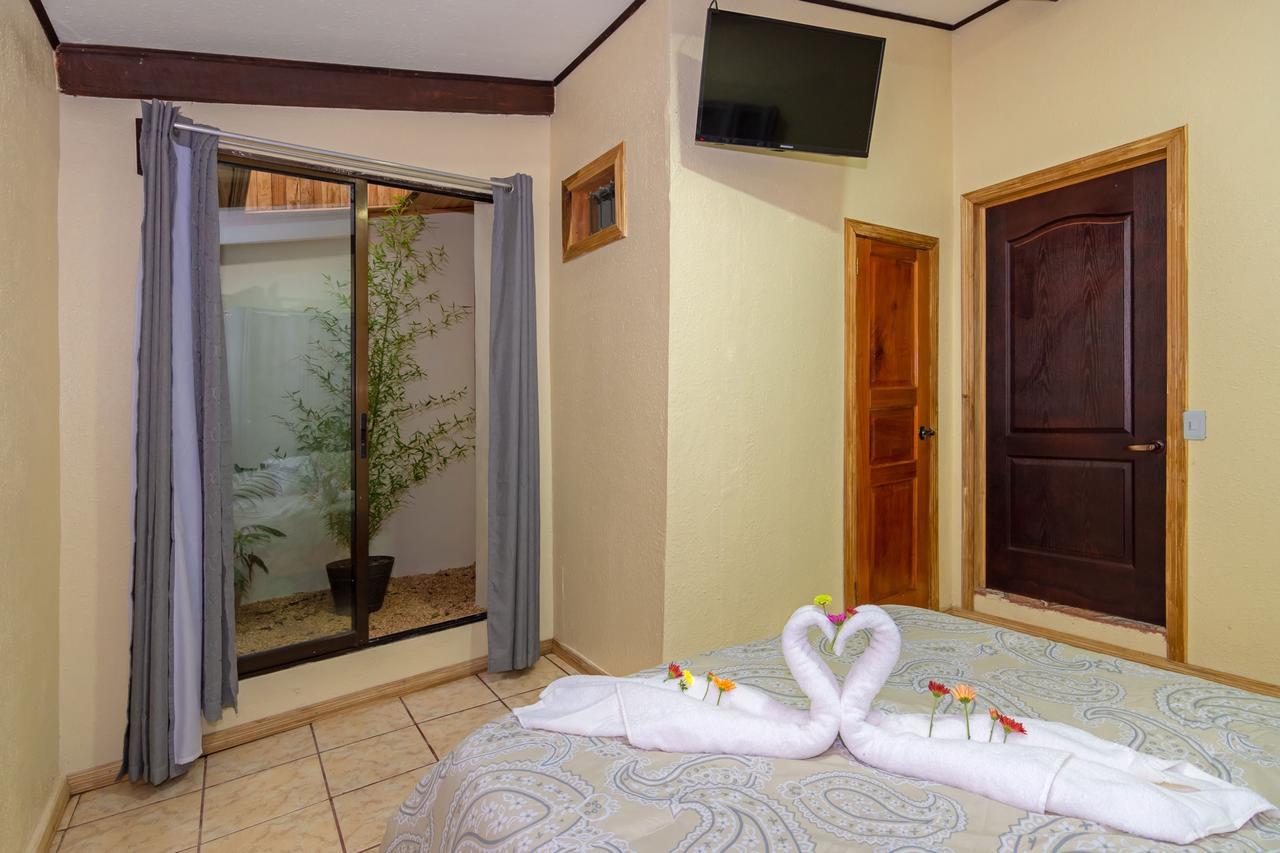 Monte Fresco Hostel Boutique Пунтаренас Екстер'єр фото